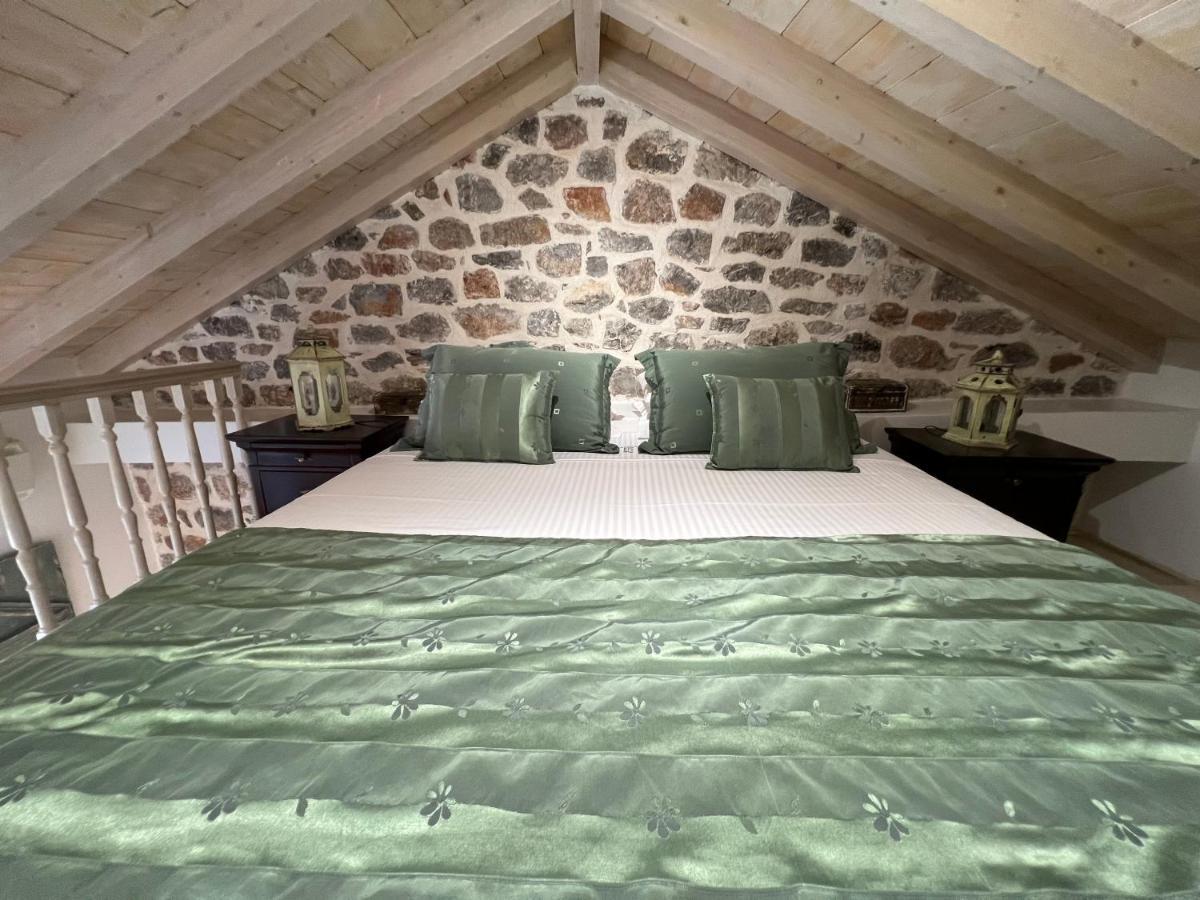 Portadelmare Deluxe Suites Hydra  Eksteriør billede